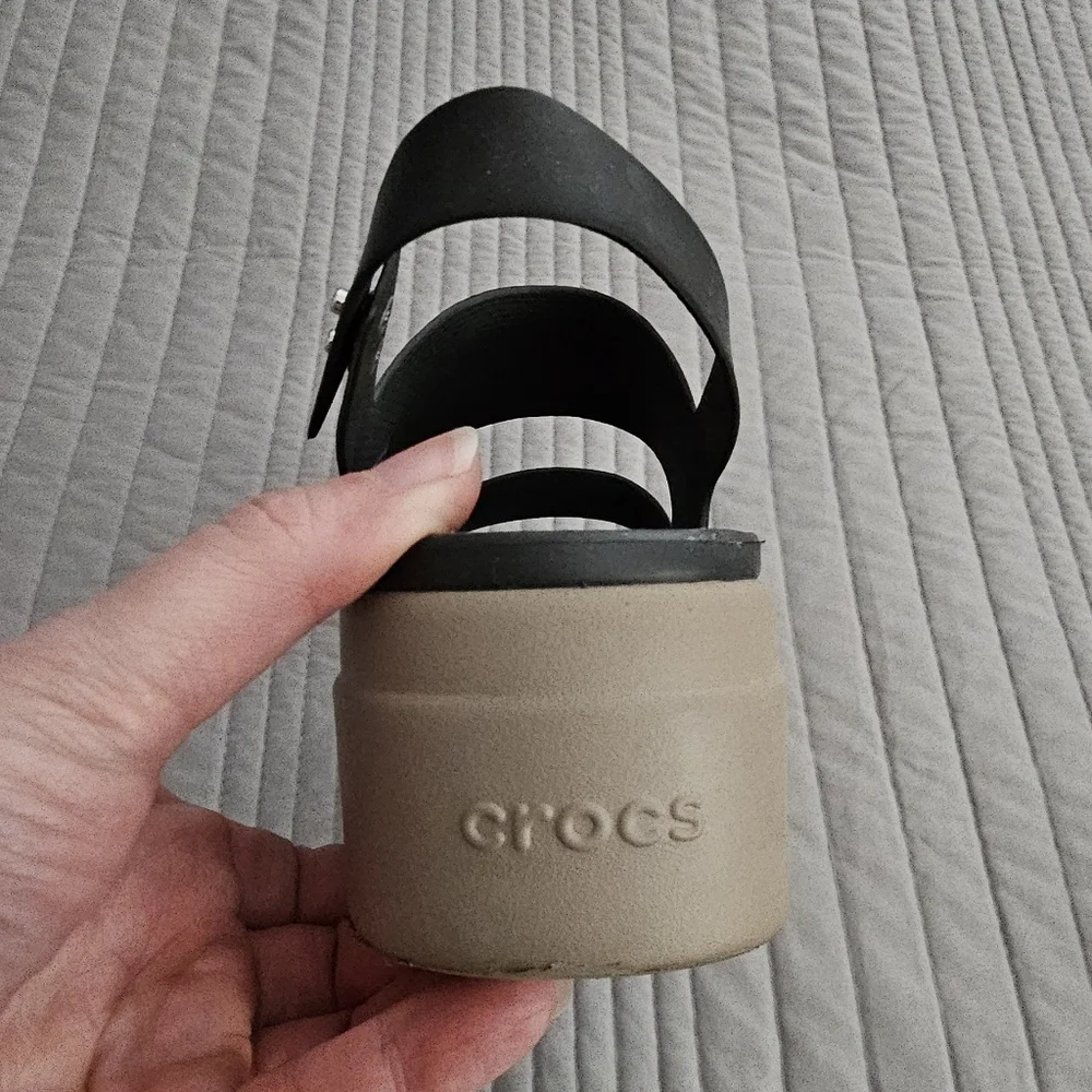 Crocs Brand Brooklyn Low Wedge Shoes - Picture 10 of 10
